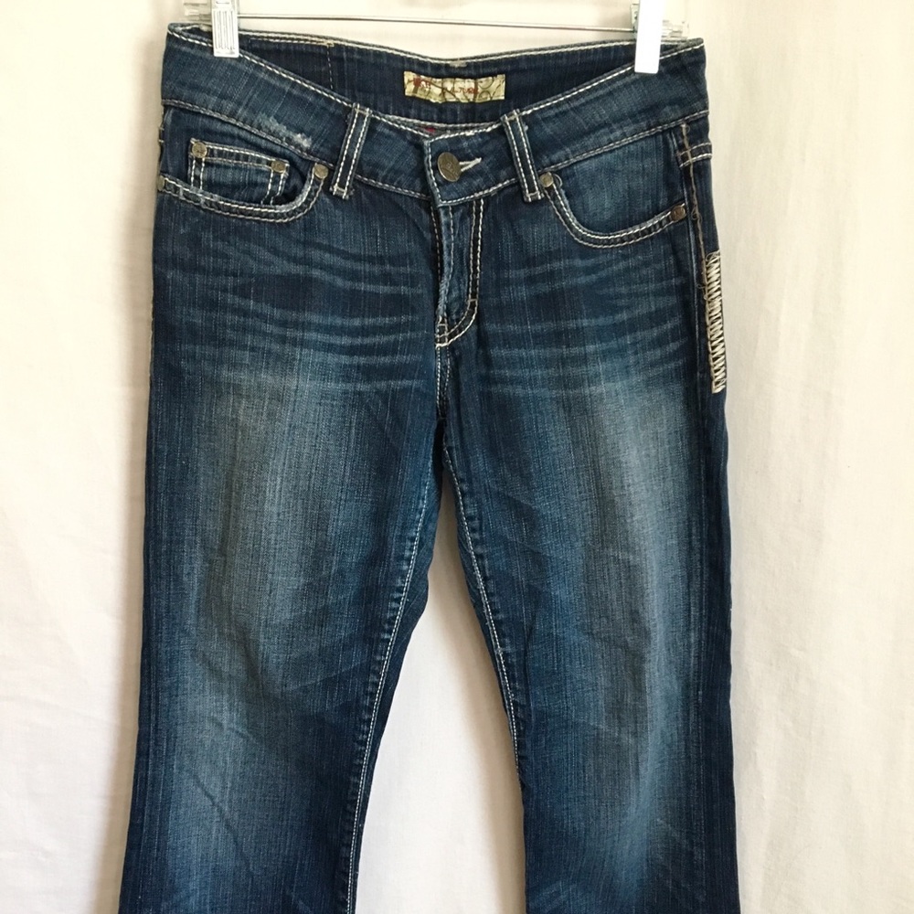 BKE Stretch Jeans with fancy stitching size 27